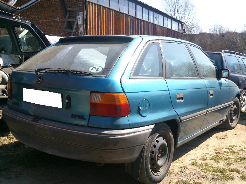 ФОТО Бампер задний для Opel Astra F (1991-2002)  Львов