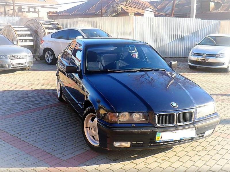 ФОТО Крыло переднее левое для BMW E36 (1990-2000)  Киев