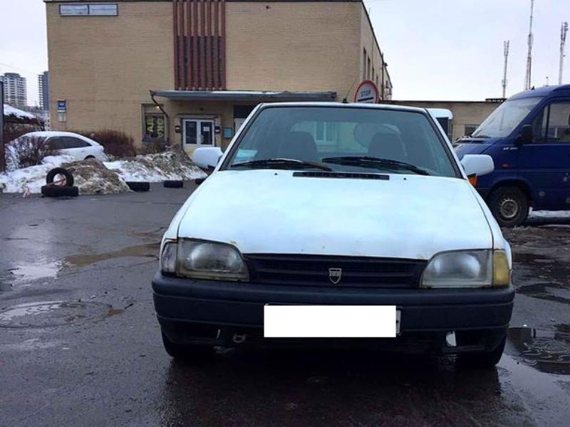 ФОТО Бампер передний для Dacia Solenza  Киев