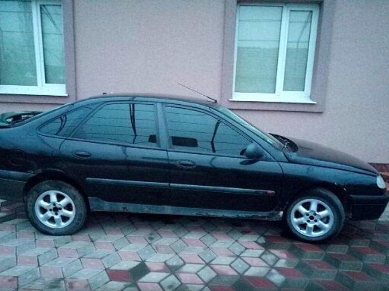 ФОТО Стекло лобовое для Renault Laguna  Киев