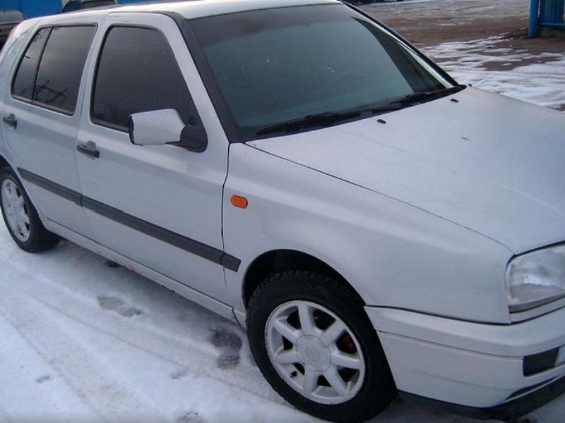ФОТО Крыло переднее правое для Volkswagen Golf III Mk3 (09.1991-06.2002)  Киев