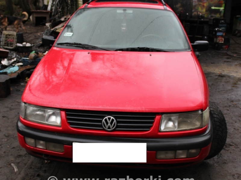 ФОТО Бампер задний для Volkswagen Passat B4 (10.1993-05.1997)  Львов