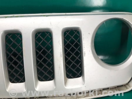 ФОТО Решетка радиатора для Jeep Patriot (10-17) Киев