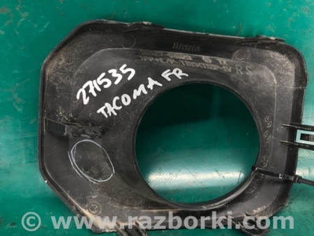 ФОТО Накладка противотуманной фары для Toyota Tacoma 3 (2015-...) Киев