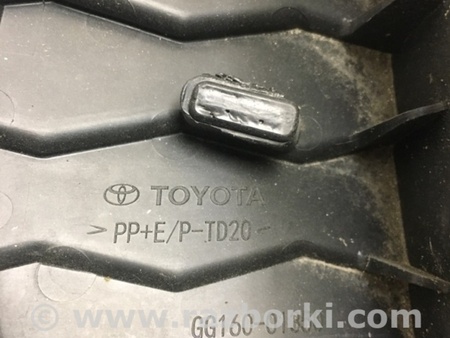 ФОТО Решетка переднего бампера для Toyota Corolla E210 (11.2018-...) Киев