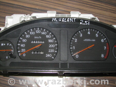 Щиток приборов для Mitsubishi Galant Львов MR216545