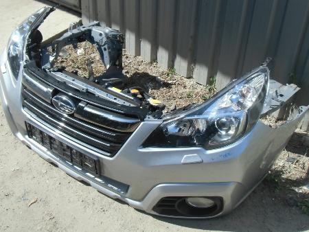Бампер передний для Subaru Outback Ровно