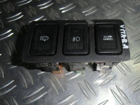 Блок кнопок центральной консоли для Suzuki Grand Vitara Ровно