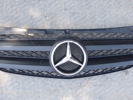 Решетка радиатора для Mercedes-Benz Sprinter Ковель