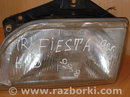 Фара передняя правая для Ford Fiesta (все модели) Киев