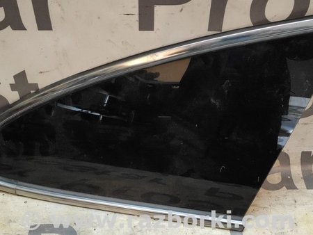 Стекло заднее боковое "форточка" для Honda CR-V Киев 73511SWWE01