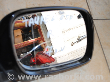 Зеркало правое для Volkswagen Touareg  (10-17) Львов