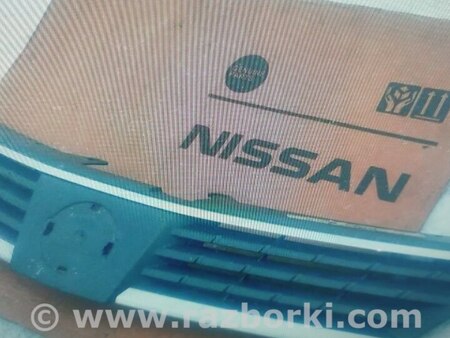 Решетка радиатора для Nissan Tiida Харьков