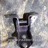 Петля двери верхняя Mazda 3 BK (2003-2009) (I)