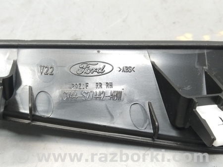 ФОТО Накладка подлокотника двери для Ford Escape 3 (01.2012-12.2018) Киев
