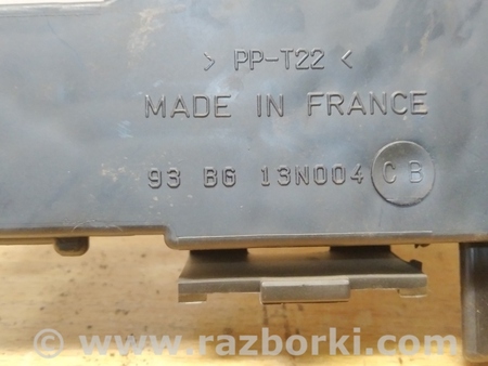 ФОТО Патрон ламп фонаря заднего правого для Ford Mondeo 1 (11.1992 - 08.1996) Киев